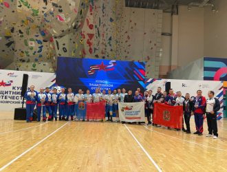 Ветераны СВО из Кузбасса одержали победу в межрегиональном турнире по волейболу.