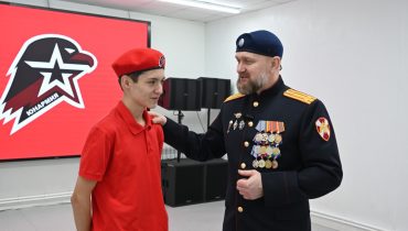 Школьник из Таштагола стал двухмиллионным участником движения «Юнармия» в России