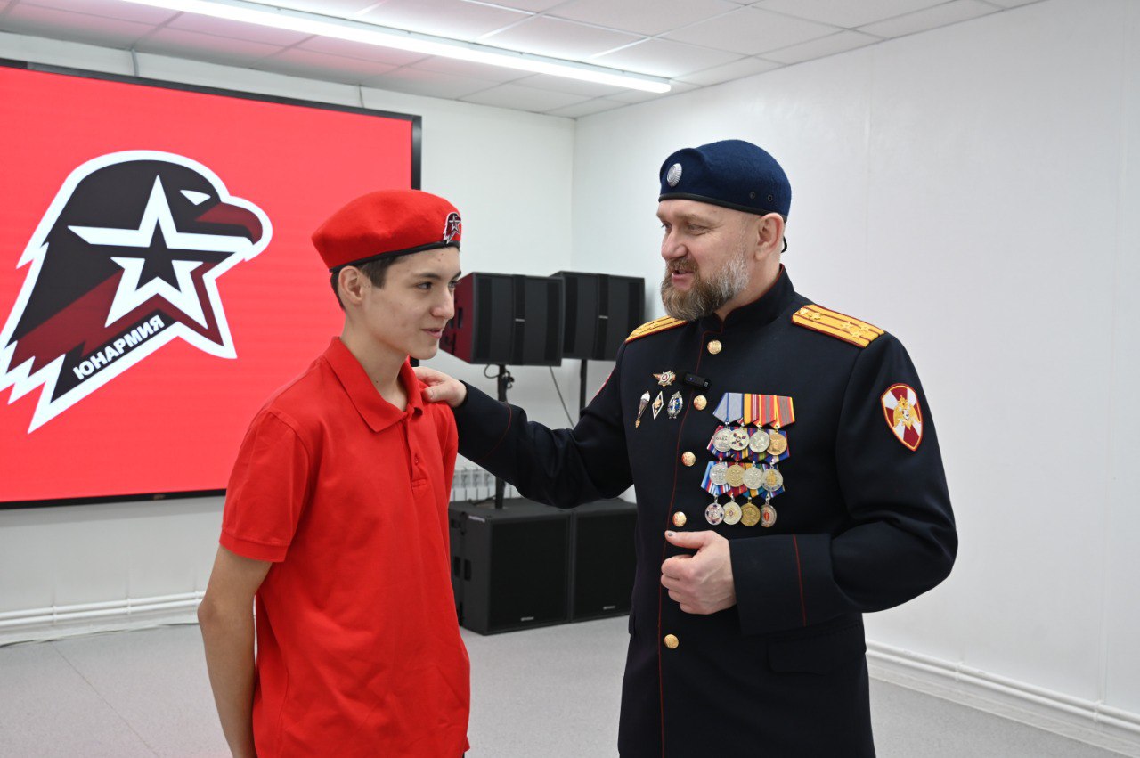 Школьник из Таштагола стал двухмиллионным участником движения «Юнармия» в России