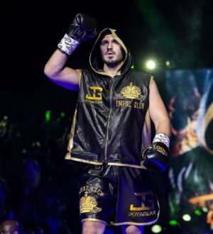 70% поражения легких: кузбасский боец Вахитов снялся с турнира из-за пневмонии