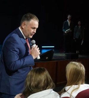 Губернатор предлагает жителям региона поучаствовать в создании книги о Кузбассе