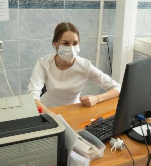 Свыше 1 тысячи молодых медиков трудоустроились в кузбасские больницы в этом году