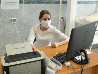 Свыше 1 тысячи молодых медиков трудоустроились в кузбасские больницы в этом году