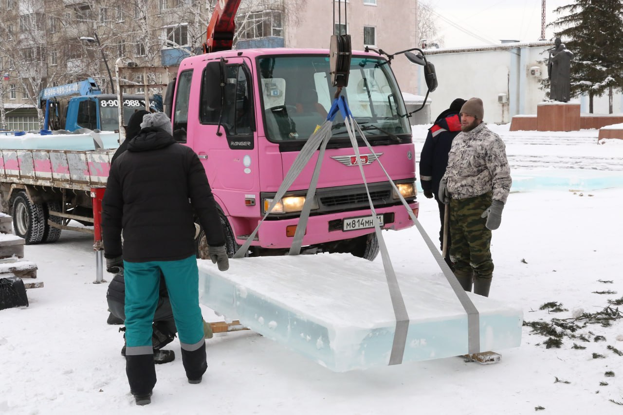 Мамонты станут украшением ледового городка в кемеровском поселке Кедровка
