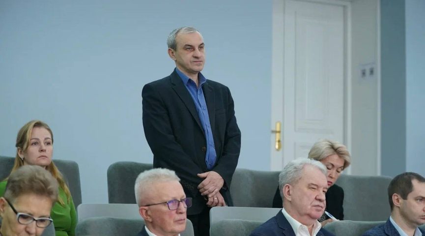 Илья Середюк снял с должности начальника департамента электроэнергетики Кузбасса