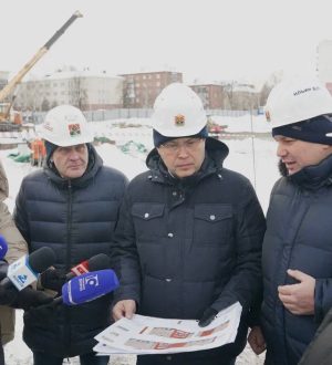 Губернатор проверил строительство новый школы в Новокузнецке