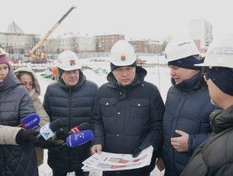 Губернатор проверил строительство новый школы в Новокузнецке