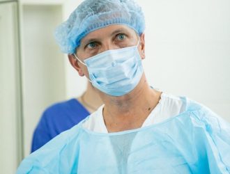 В Кузбассе подростку провели сложную операцию по сращению костей ноги после ДТП