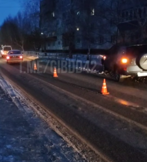 7-летняя девочка попала под машину в Белове