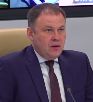 Илья Середюк поручил чиновникам быстро отработать все вопросы, которые поступили  на прямую линию президента