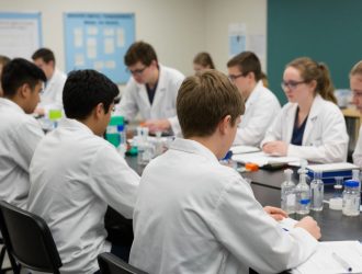 В России вырос интерес школьников к углубленному изучению естественных наук