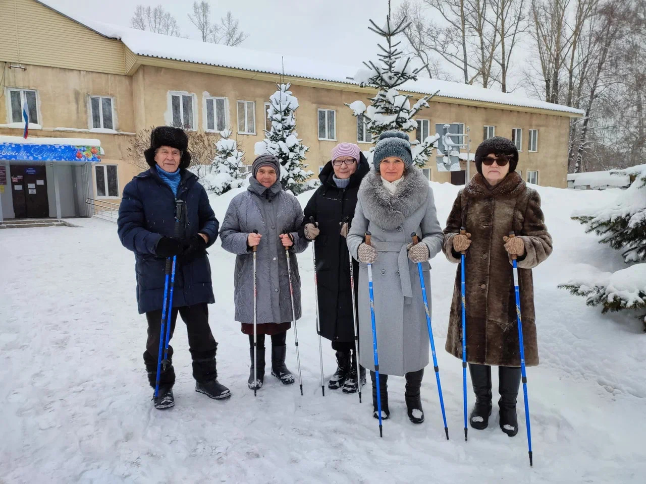 Более 200 человек присоединились к программе «Кузбасское долголетие» в 2025 году