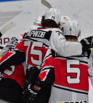 «Проспали начало, но исправили ситуацию»: новокузнецкий «Металлург» уверенно одолел «Челны»