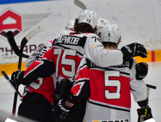 «Проспали начало, но исправили ситуацию»: новокузнецкий «Металлург» уверенно одолел «Челны»