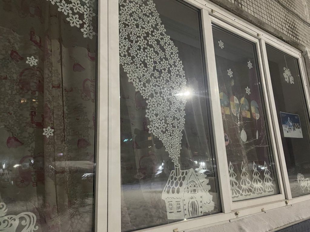 Новогодний Новокузнецк: фоторепортаж о том, как преобразился город к празднику