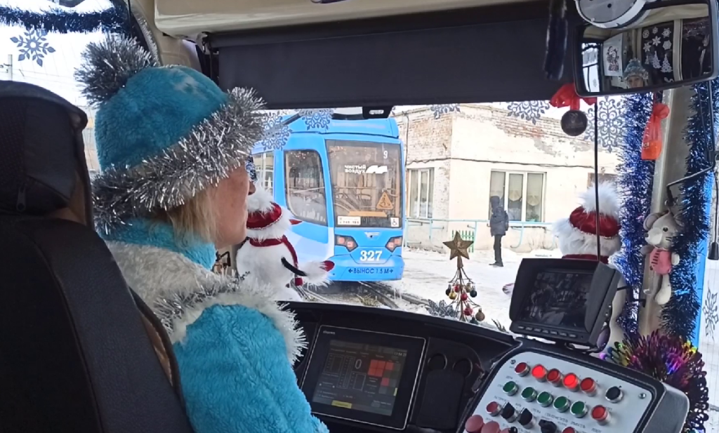 Новогодний Новокузнецк: фоторепортаж о том, как преобразился город к празднику