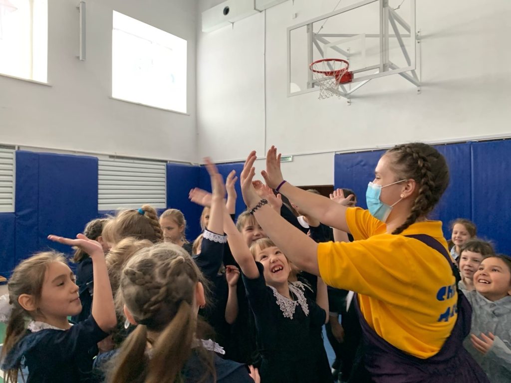 «Добровольчество — это про жизнь»: волонтеры Кузбасса поделились тонкостями своей деятельности