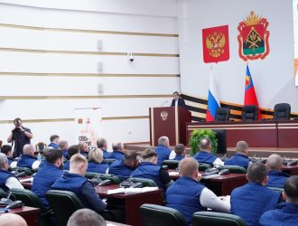 Участники программы «СВОи Герои. КуZбасс» осваивают сферу экономики и финансов