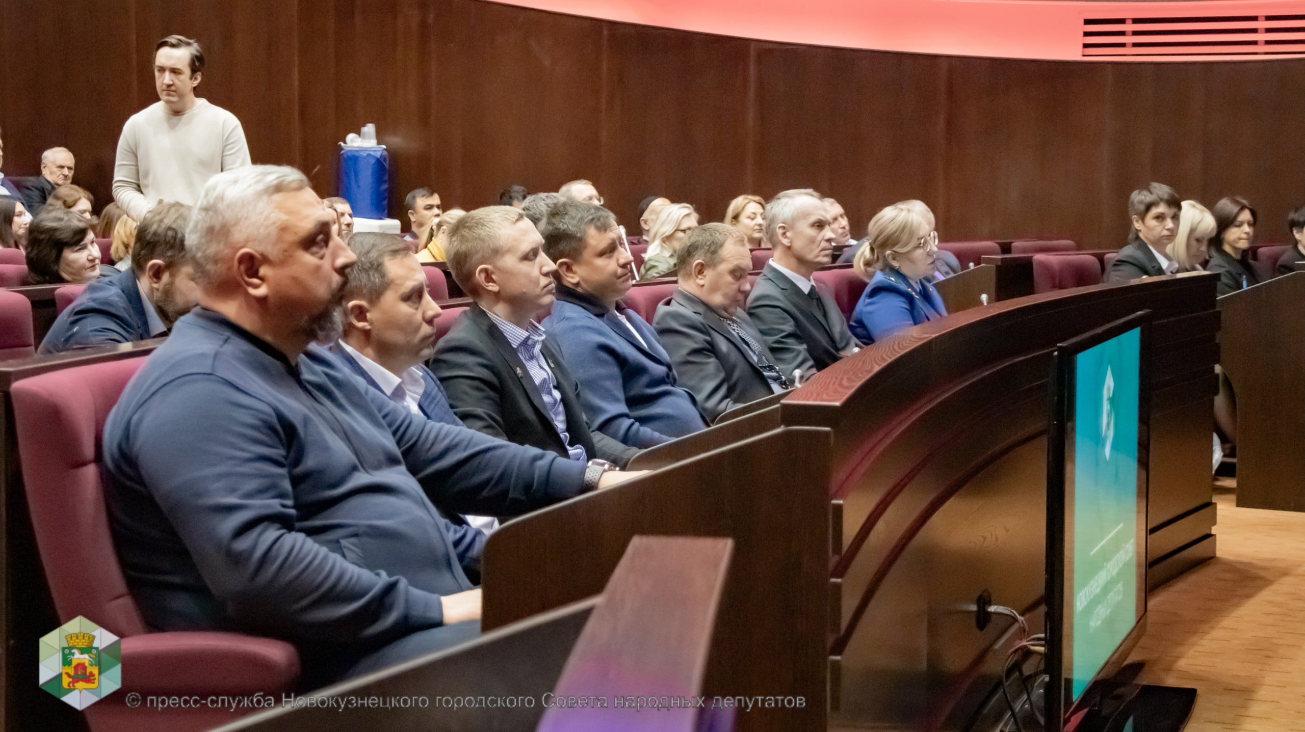 В Новокузнецке депутаты утвердили возможность получить муниципальное жилье в коммерческий наем вне очереди