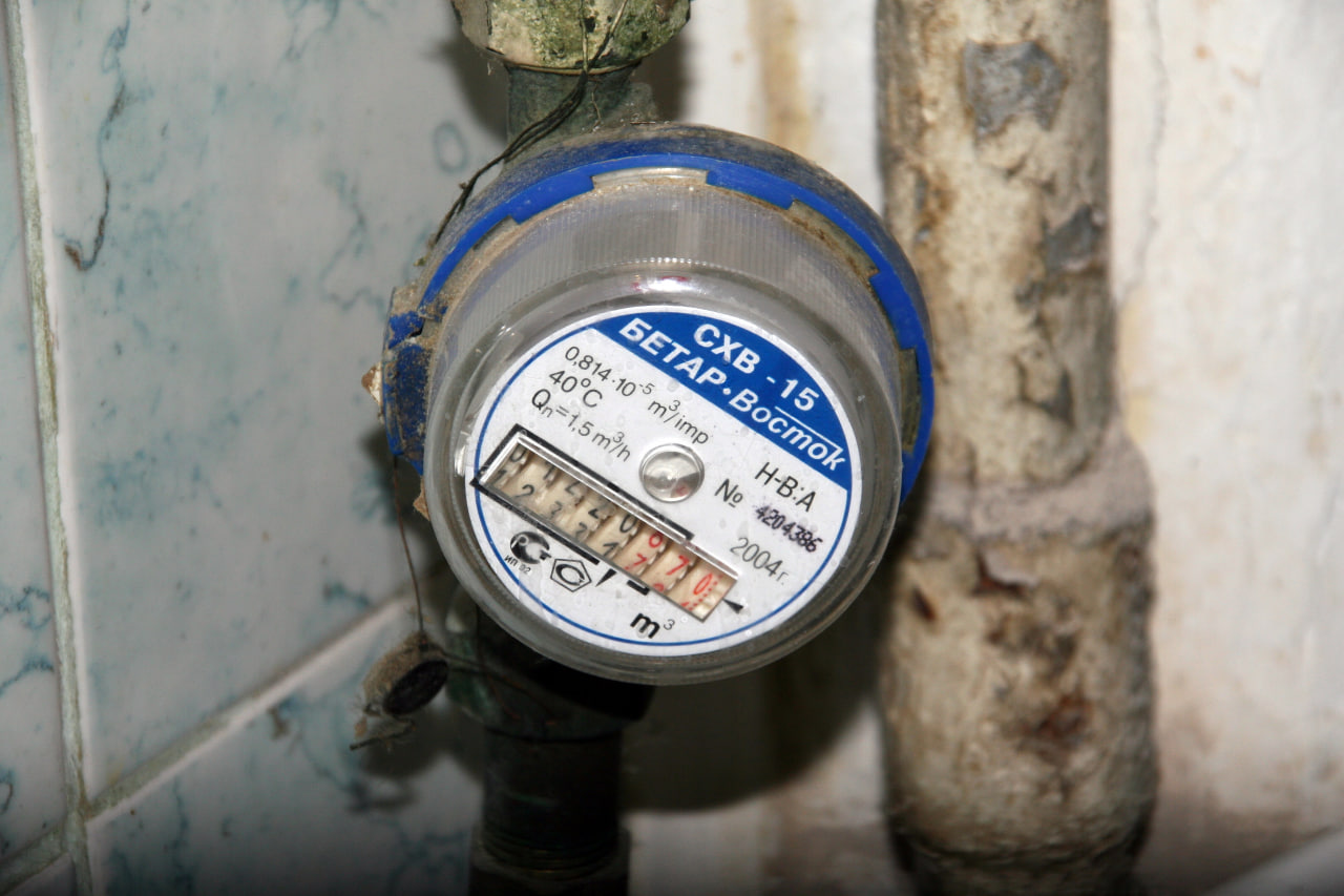 В Топках несколько улиц остались без холодной воды из-за аварии