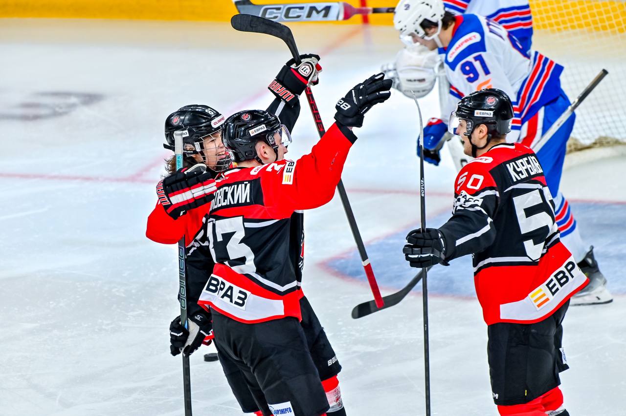 Новокузнецкий «Металлург» завершил домашние игры 2025 года яркой победой