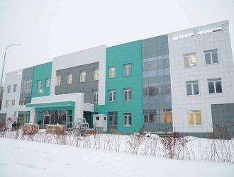 Илья Середюк проверил ход строительства поликлиники №5 в Новокузнецке