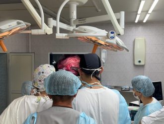 Кемеровские врачи спасли ребенка, проглотившего 24 магнитных шарика