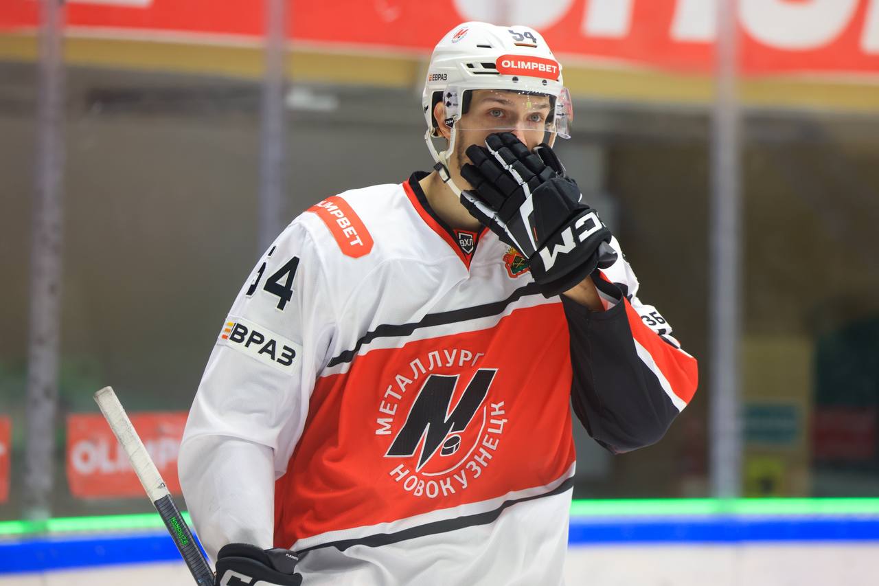 Новокузнецкий «Металлург» проиграл на выезде «Нефтянику»