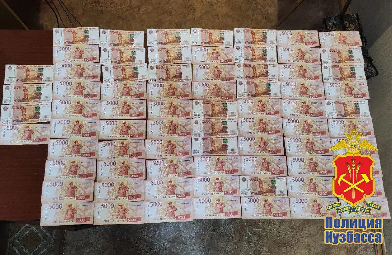 Кузбасский таксист проявил бдительность и не дал мошенникам обворовать пенсионерку из Юрги