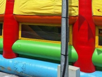 За травмирование ребенка на батуте в Полысаеве предприниматель ответит перед законом