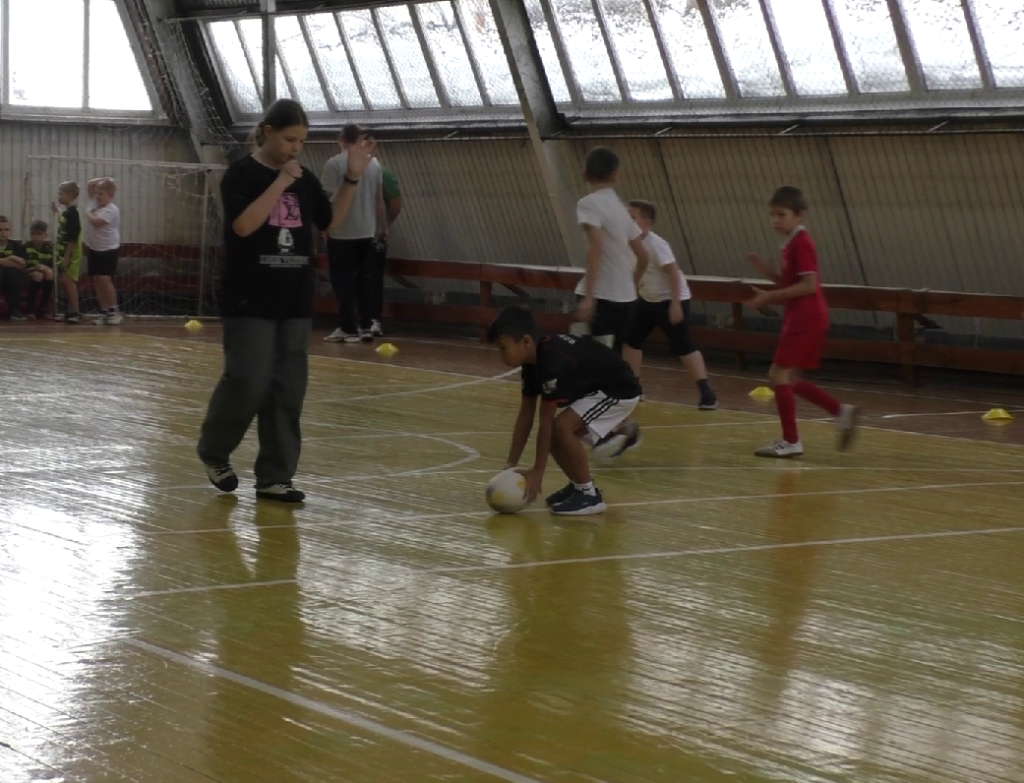 В Новокузнецке для начинающих регбистов прошел новогодний турнир «На призы Деда Мороза»