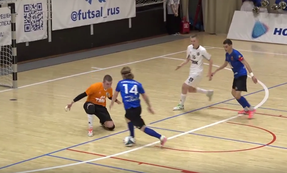 «Кузбасс» сегодня сыграет дома с лидером «Востока» Высшей лиги по футзалу