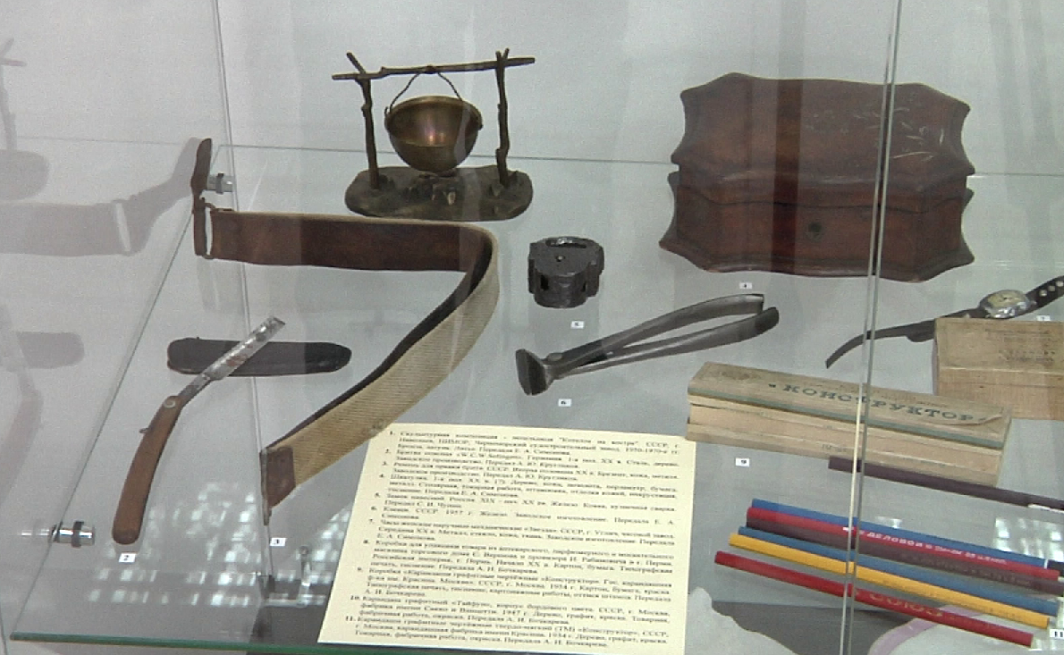 В новокузнецком музее открыли выставку «Спасенная реликвия»