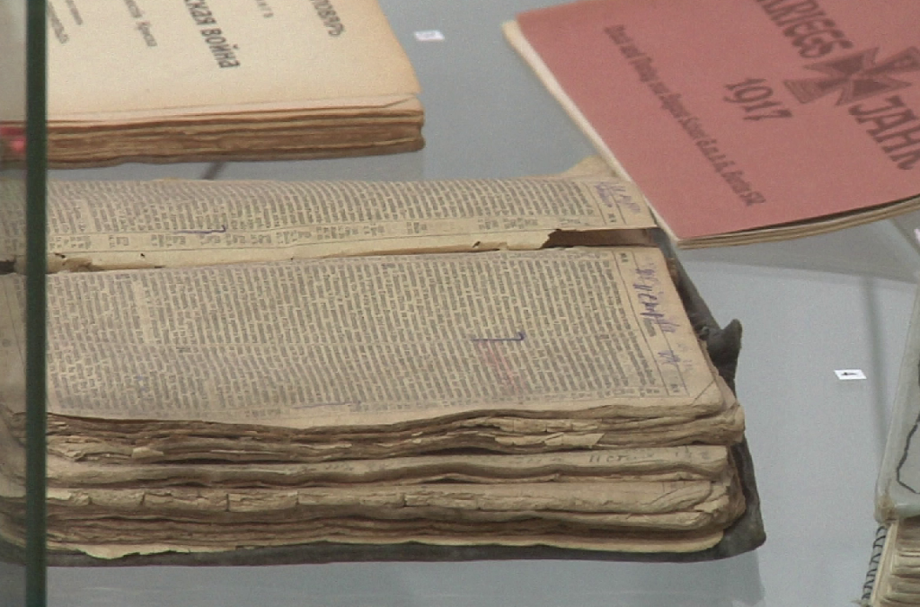 В новокузнецком музее открыли выставку «Спасенная реликвия»