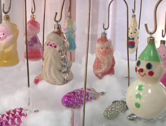 В Новокузнецке представили выставку советской новогодней игрушки из частной коллекции