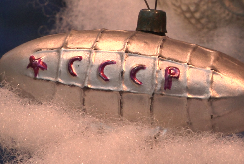 В Новокузнецке представили выставку советской новогодней игрушки из частной коллекции