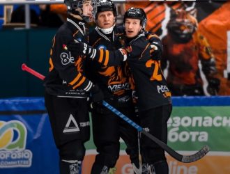 Было не просто: «Кузбасс» одолел ульяновскую «Волгу»