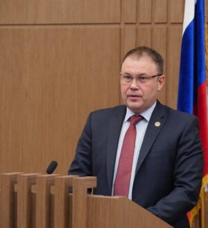 С профессиональным праздником работников и ветеранов прокуратуры Кузбасса поздравил Илья Середюк