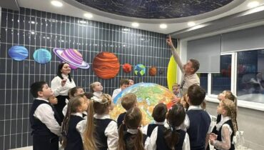 Школу, посвященную космической тематике, после капремонта открыли в Мысках