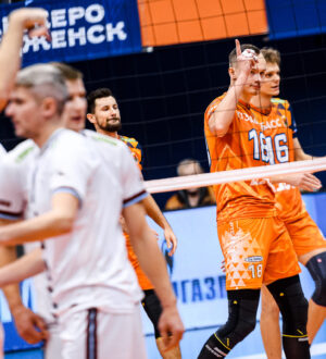 Волейбольный «Кузбасс» сегодня встретится с «Горьким» в Нижнем Новгороде