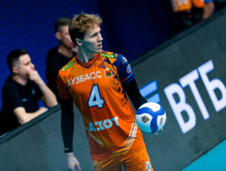 Волейбольный «Кузбасс» впервые в этом сезоне одержал две победы подряд