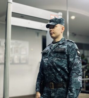 666 «стволов» и 215 электрошокеров пытались пронести в суды Кузбасса в 2025 году