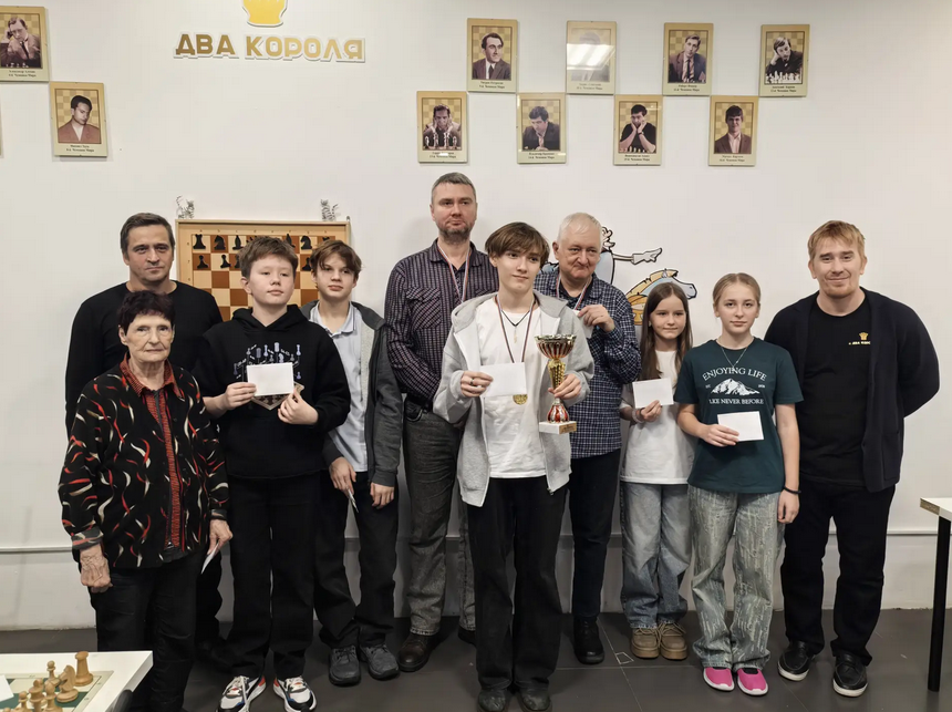 В Новокузнецке прошло открытое первенство по быстрым шахматам «Кубок Королей»