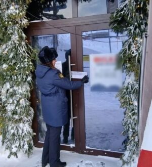 У 23 работников кафе «Грелка» в Шерешеге не было разрешения на работу в общепите