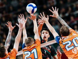 «Кузбасс» уступил в волейбольном сибирском дерби «Локомотиву»