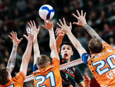 «Кузбасс» уступил в волейбольном сибирском дерби «Локомотиву»