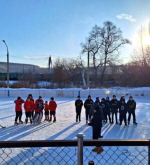 В Новокузнецке прошел Новогодний турнир для юных хоккеистов