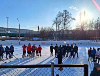 В Новокузнецке прошел Новогодний турнир для юных хоккеистов