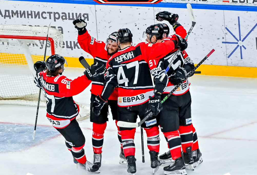 Новокузнецкий «Металлург» обыграл «Дизель» в интригующем матче