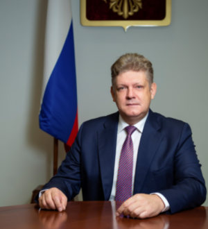 Полпред президента России в СФО Анатолий Серышев поздравил учащихся с Днем российского студенчества